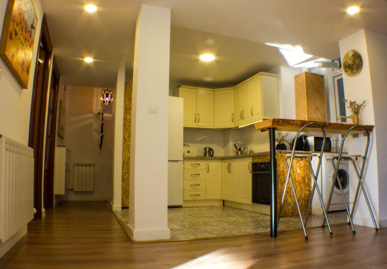 شقة غرناطة  في Apartamento Del Pintor | Santiago المظهر الخارجي الصورة